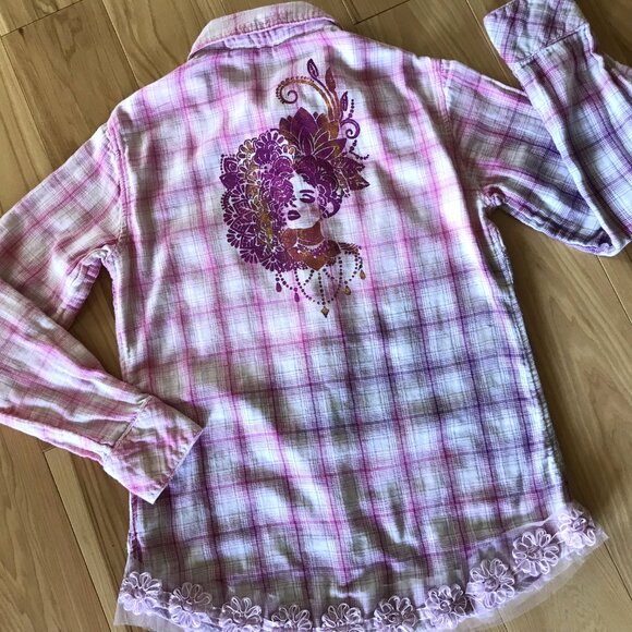 Bleached Flannel Shirt, Size Small Petite: Upcycled Painted Fancy Lady, Lace Hem - Picture 6 of 11